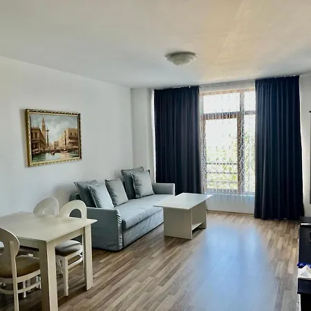 Continental Hotel apartamentowy 4*