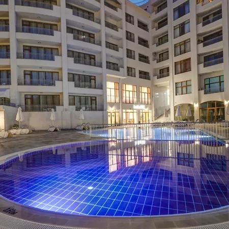 Apartmanhotel Continental 4*