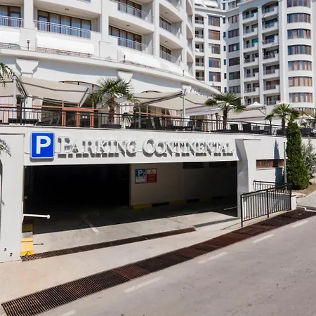 Apartmanhotel Continental 4*