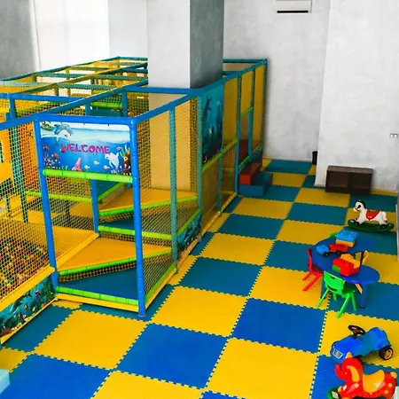 Continental Apartmanhotel 4*