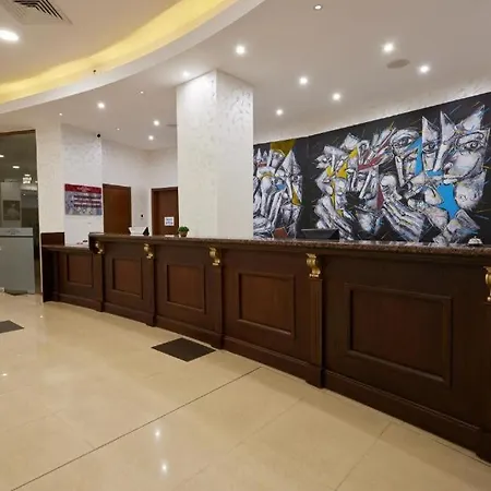 Continental 4* Aranyhomok