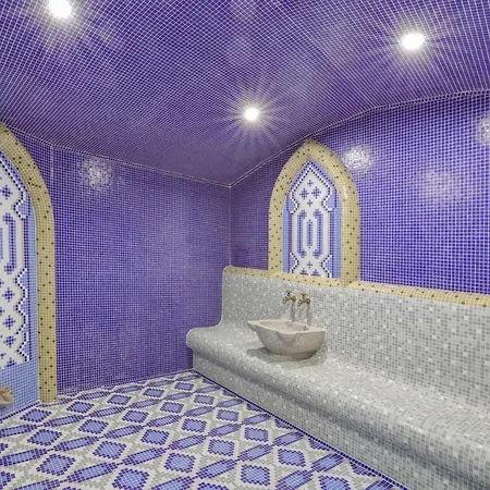 Continental 4* Aranyhomok