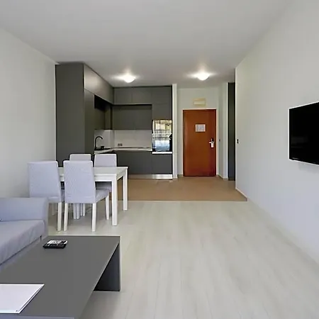 Continental 4*