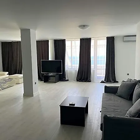 Continental 4*