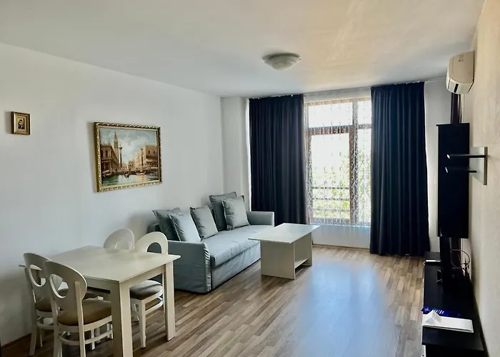 Continental Апарт-отель 4*