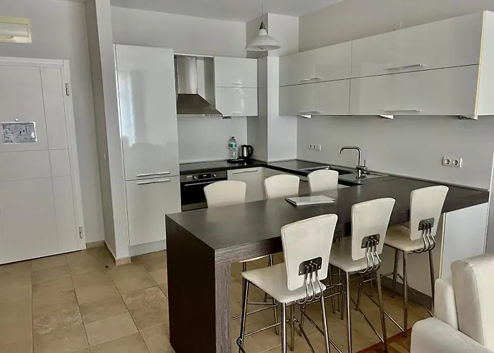 континентал Апартхотел 4*