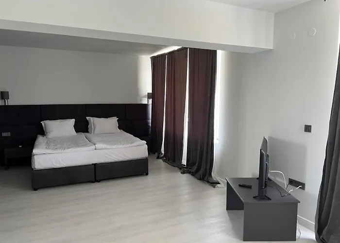 Continental Апарт-отель 4*