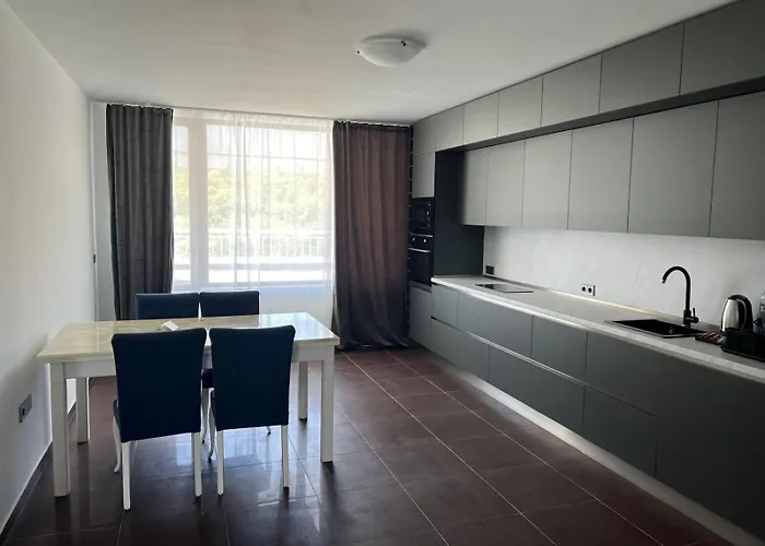 континентал 4*