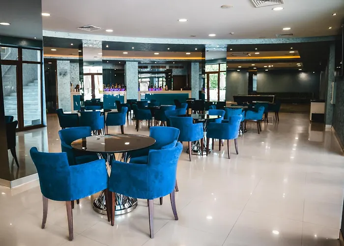 континентал Апартхотел 4*