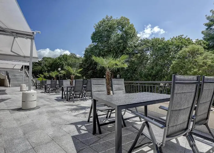 континентал Апартхотел