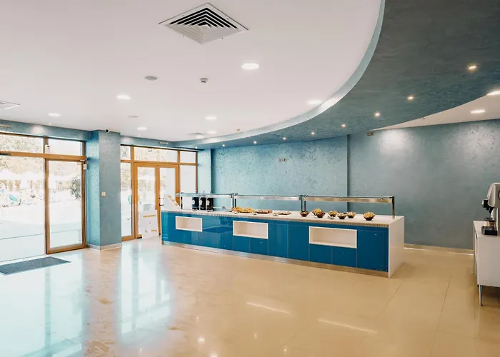 Апартхотел континентал 4*